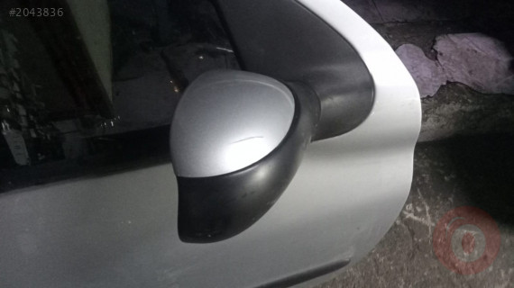 Peugeot 206 sağ ayna elektrikli çıkma