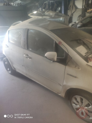 TOYOTA YARİS SAĞ ÖN KAPI ORJİNAL HATASIZ MİL OTOMOTİV