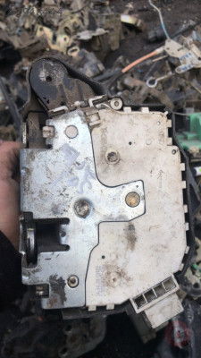 Land Rover Freelander kapı kilidi