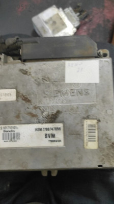 Renault 21 motor beyni