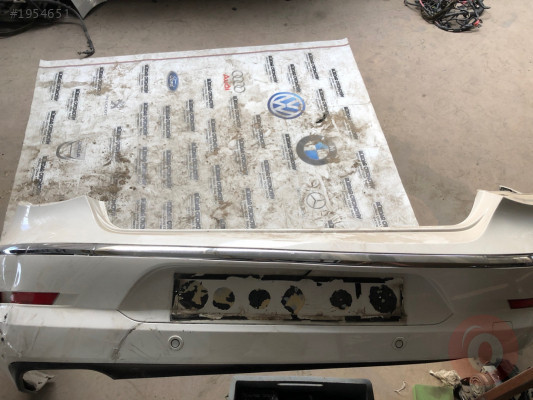 Volkswagen Passat  arka tampon