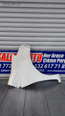 TOYOTA YARİS 2012 BEYAZ SAG ÖN ÇAMURLUK-DÜZCE ÇIKMA
