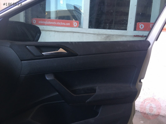 2020 - 22 Polo ORİJİNAL ÇIKMA CAM IZGARASI