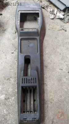 Ford escort orta konsol çıkma