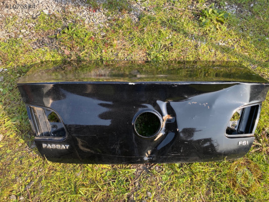 VOLKSWAGEN PASSAT BAGAJ KAPAĞI