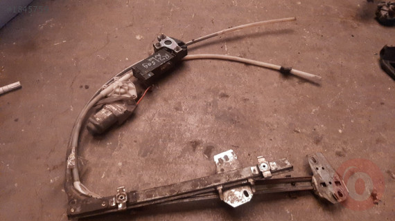 renault r21 çıkma sağ arka cam krikosu