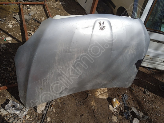 Peugeot 301 ön kaput