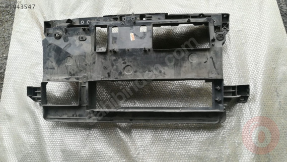 RENAULT MEGANE ÖN PANEL