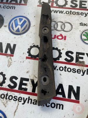 SK30007PL skoda kamiq 2021 sol tavan çıtası bağlantı braketi