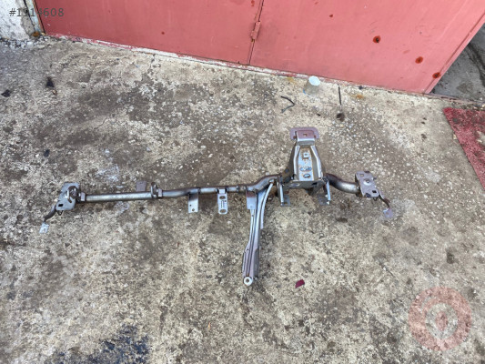 Peugeot 207 Göğüs Demiri Orijinal Çıkma
