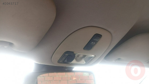 Peugeot 206 tavan lambası sonrufflu çıkma