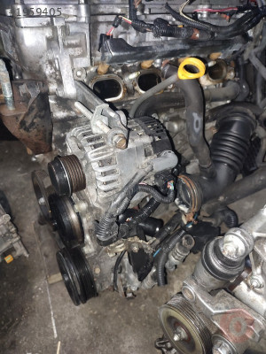 Toyota Corolla Auris 1.6 şarj dinamosu çıkma orjinal
