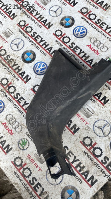5NB863484D Vw tiguan sağ ön direk alt kaplama