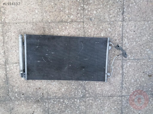 BMW F30-F31 SU RADYATÖRÜ 735456