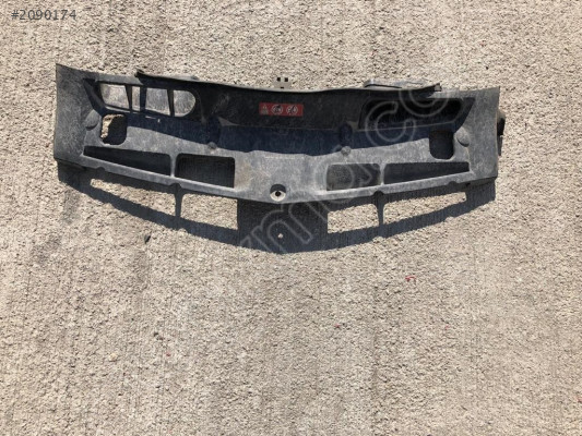 MERCEDES W204 FAN ÜST KAPAĞI A204 5000155