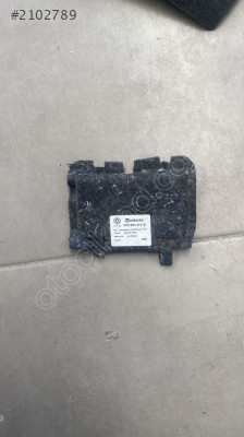 3C5863310B emniyet kemeri üst koruma keçesi sağ