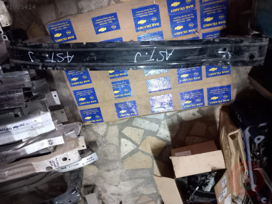 OPEL ASTRA J ORJİNAL ÇIKMA TAMPON DEMİRLERİ