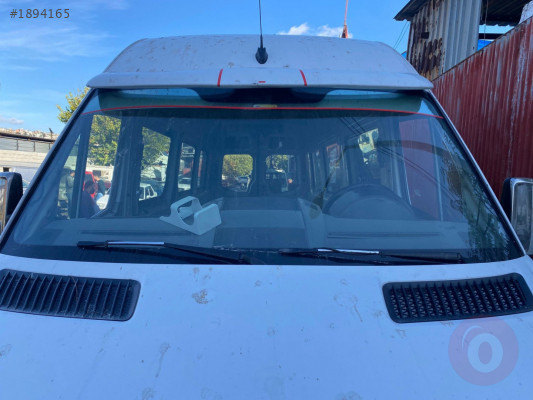 MERCEDES SPRİNTER ÖN CAM ÇIKMA