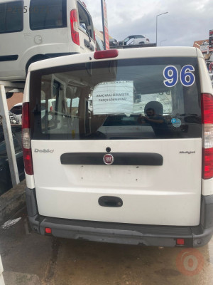 FİAT DOBLO 2 ÇIKMA BAGAJ KAPAĞI