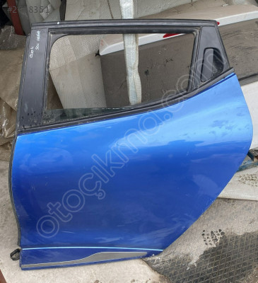 renault clio 4 çıkma sol arka kapı (son fiyat)