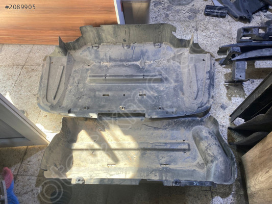 2010 VW PASSAT ALT KORUMA BAKALİTİ ORJ ÇIKMA