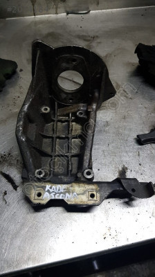 opel ascona kadett çıkma 1.6 mazot pompası ayağı
