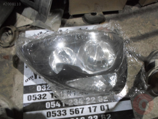 RENAULT CLİO 2002-2008 ELEKTRİKLİ 5FİŞLİ SİYAH SAĞ FAR SIFIR