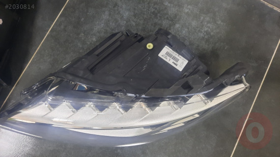 AUDİ Q7 SOL FAR XENON VALEO 2010 4L0941029AC 89321199 044137