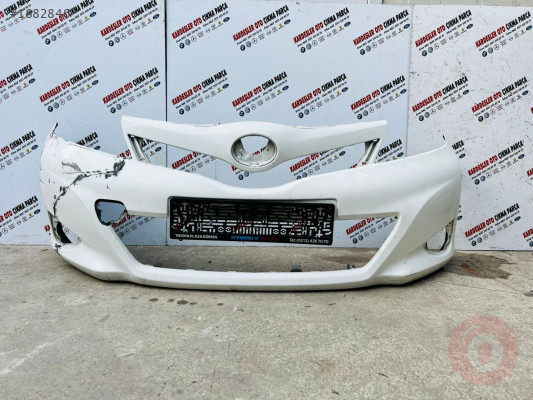 Toyota yaris ön tampon (çıkma parça)