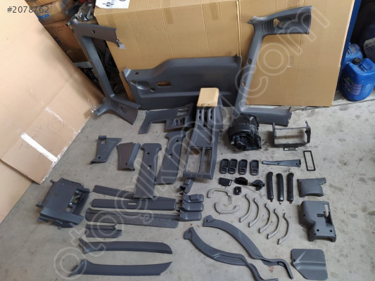 Nissan Terrano II Tavan & Kapı Kolçak (Bakalit)