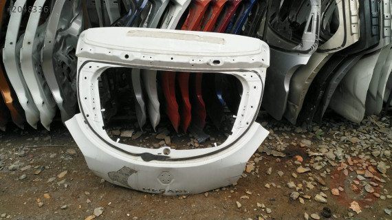 RENAULT MEGANE 3 COUPE BAGAJ KAPAĞI