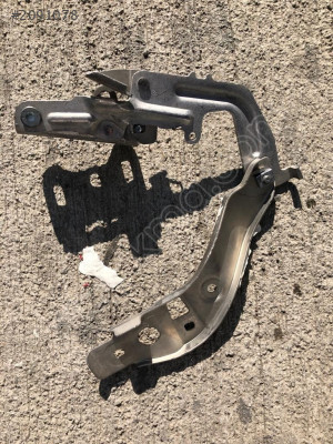 MERCEDES W205KAPUT MENTEŞESİ ÖN SOL A2058800828