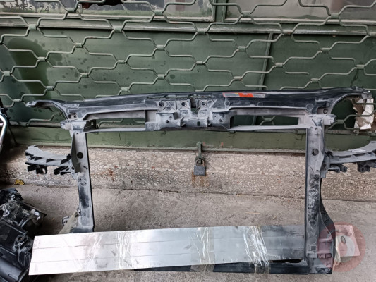 Audi A3 ön panel çıkma