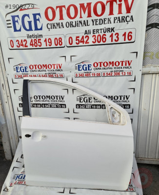 2010/2014 HYUNDAİ İ20 BEYAZ SAĞ ÖN KAPI HATASIZ