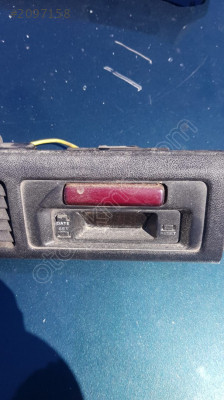 mazda 323 çıkma dörtlü flaşör düğmesi