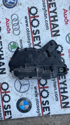 5TB837015E vw golf 8 ön sol kapı kilidi