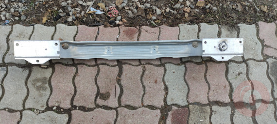 Opel Astra j arka tampon demiri