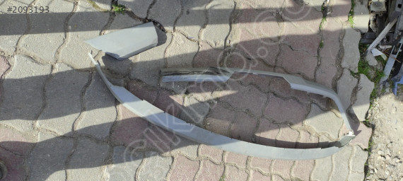 Opel crossland ön tampon pakoları
