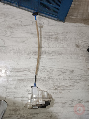 Fiat Fiorino sağ ön kapı kilidi
