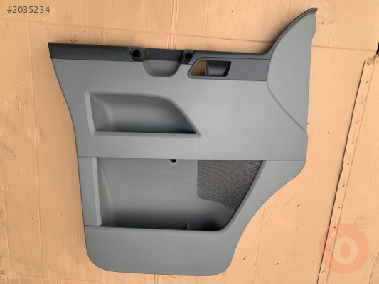 VW TRANSPORTER T5 04-10 KAPI DÖŞEMESİ SOL ÖN GRİ 7H0867103Q