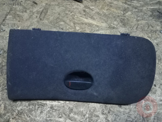 Peugeot 206 çıkma torpido kapağı