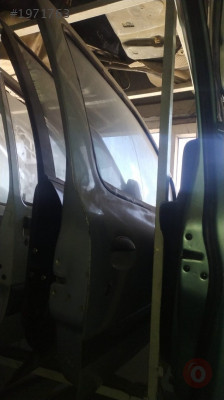 ÇIKMA PEUGEOT 206 SAĞ VE SOL ARKA KAPILAR
