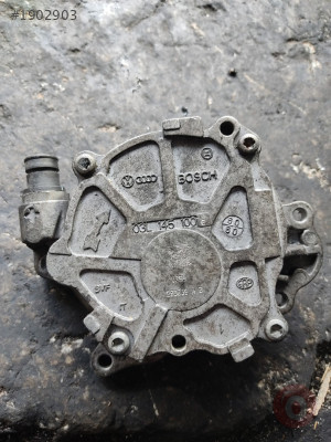 AUDI A3 CIKMA ORJİNAL MOTOR MAZOT POMPASI