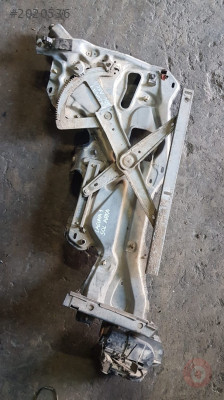 renault laguna 1 çıkma sol arka cam krikosu