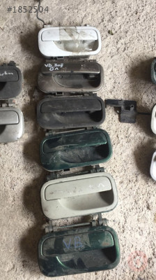 OPEL VECTRA B SAĞ ÖN KAPI KOLU
