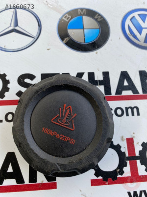 2Q0121321A volkswagen audi seat skoda yedek su bidonu kapağı