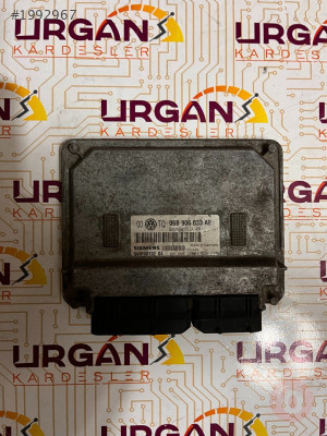 06B906033 AE 5WP40132 VW PASSAT MOTOR BEYNİ