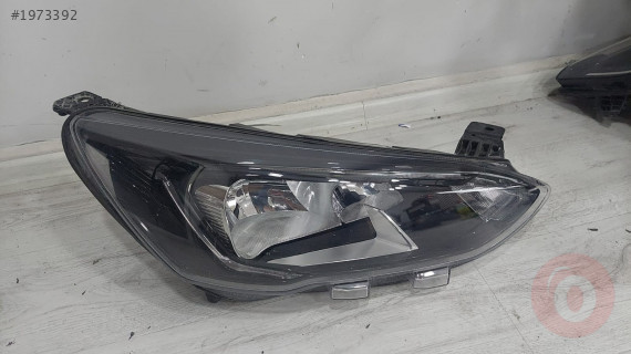FORD FOCUS ORJINAL ÇIKMA SAĞ  FAR  2018  SONRASI JX7B 13W029