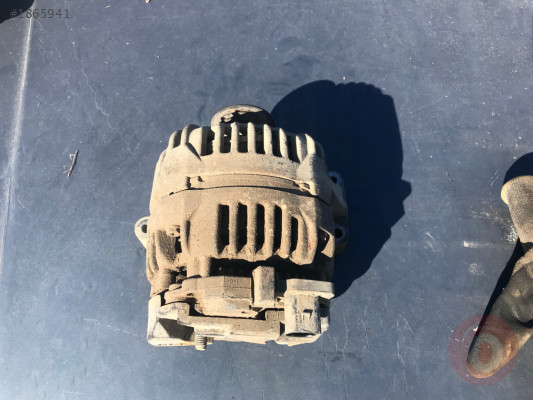 Fiat Punto 1.4 Şarj Dinamosu Orijinal Garantili Çıkma