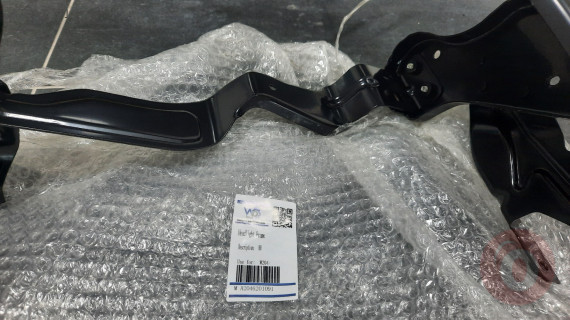 MERCEDES C W204 SAĞ FAR YUVA SACI 2007 2011 2046201091 SY